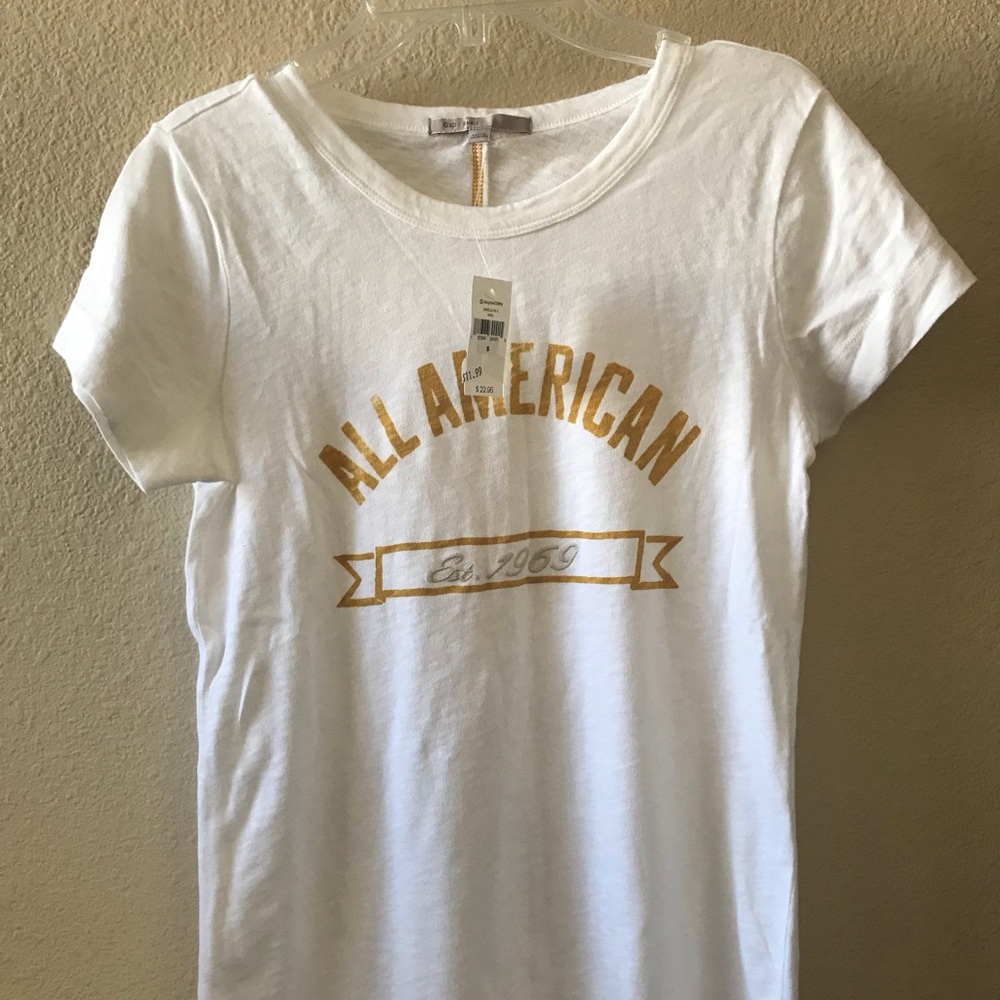 NWT GAP White Graphic T Shirt